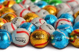 Chocolate Jinny Tennis Ball Round Box