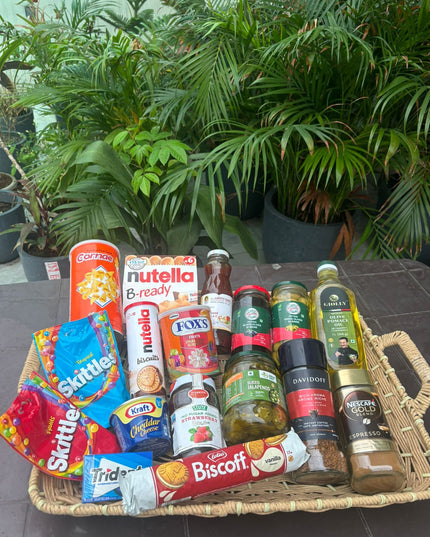 Festive Gourmet Gift Hamper (17 Items)