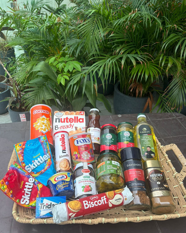 Festive Gourmet Gift Hamper (17 Items)